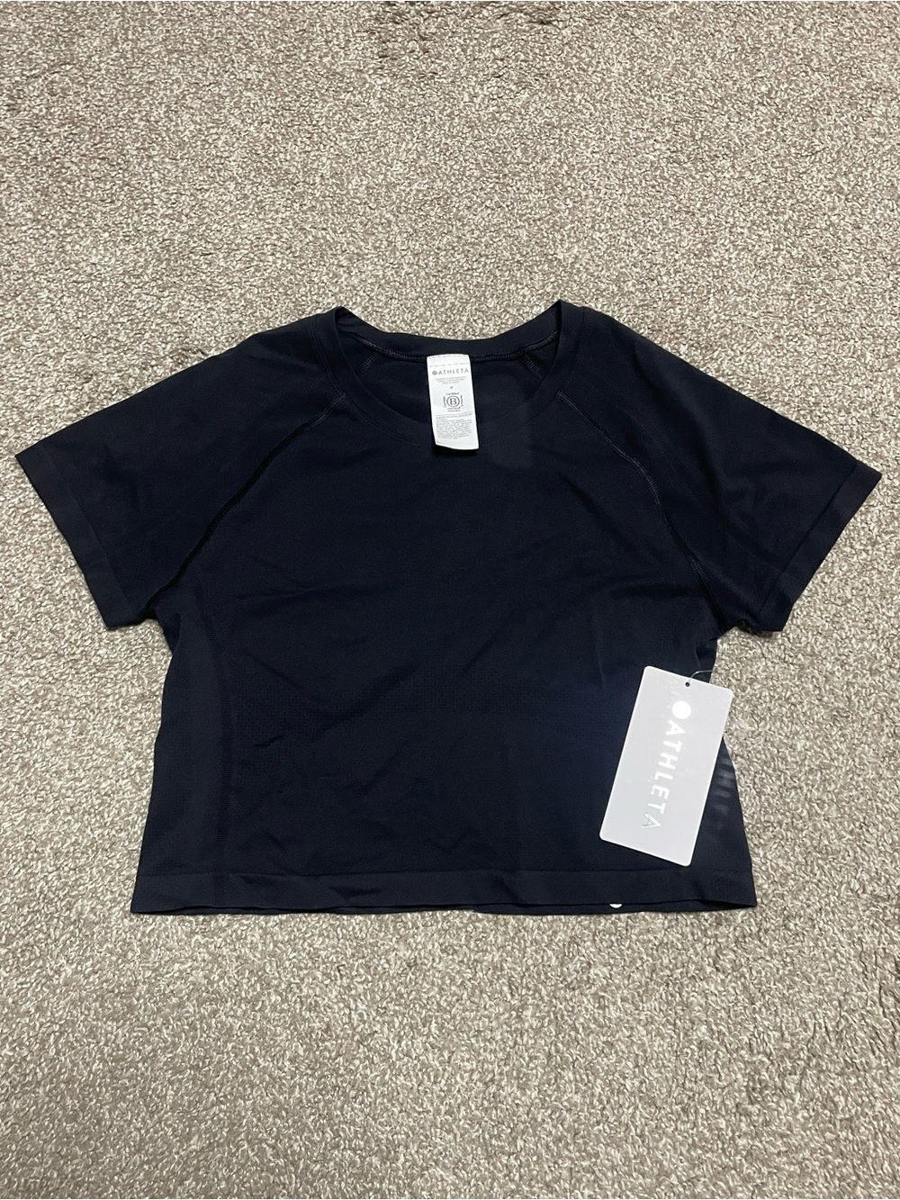 NWT Athleta Momentum Seamless 2.0 Crop Tee Women’s Medium